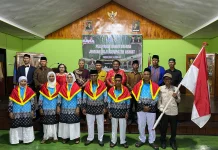 Asisten III Sekda Asmat Lepas 28 Jamaah Haji