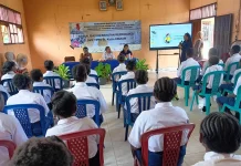 Literasi Kesehatan Reproduksi Masuk Sekolah di Kimaam