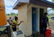 Polsek Tanah Miring Bersihkan Fasilitas TPU Sambut Hari Bhayangkara ke-80