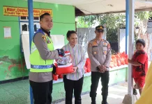 Patroli Kasih Bagikan Sembako Jelang Hari Bhayangkara ke-80