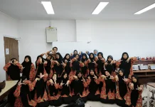 SMPIT Ibnu Sina Gelar Outing Class di Laboratorium Fisika Unmus
