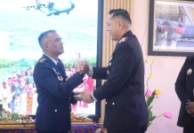 Sinergitas TNI-Polri Meriahkan Upacara HUT TNI