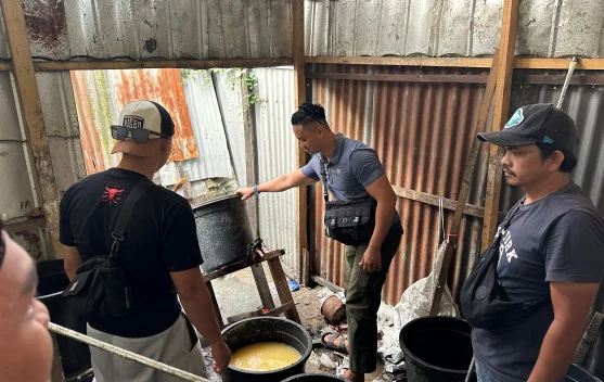 Polres Merauke Gagalkan Produksi Minuman Sopi