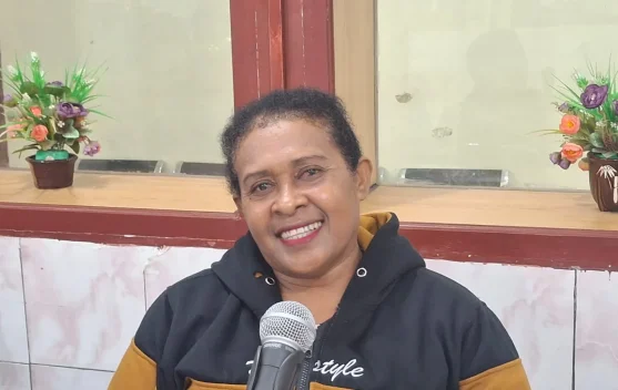 Pengabdian Bidan di Pedalaman Papua