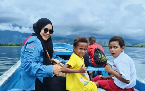 "Semua Bisa Mengajar": Strategi Digital untuk Generasi Kritis Papua