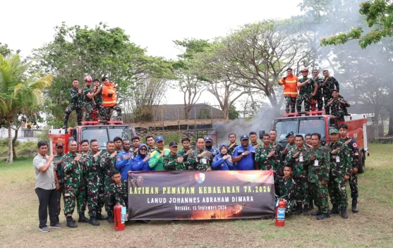 Lanud J.A. Dimara Perkuat Kesiapan Hadapi Kebakaran
