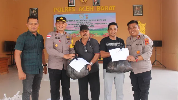 Kapolres Aceh Barat Salurkan Daging kepada Personel dan Elemen Sipil