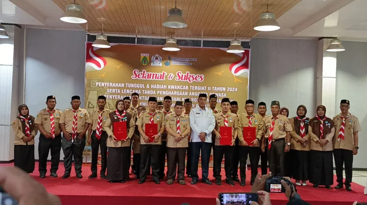 Wakili Bupati Safrizal Hadiri Penyerahan Tunggul Kwarcab Se Aceh