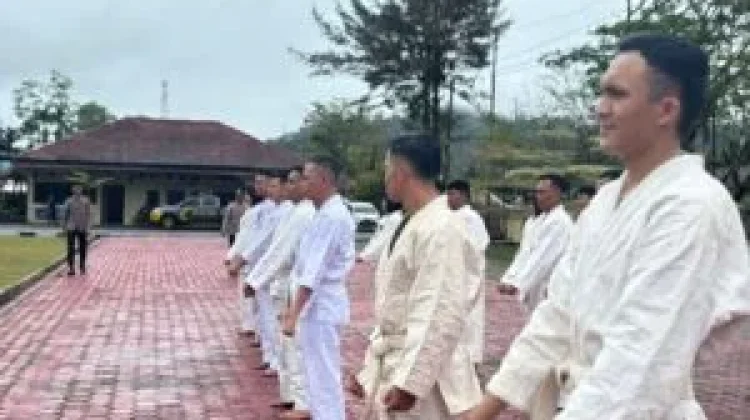 Polres Simeulue Laksanakan Tes Urine dan Ujian Bela Diri