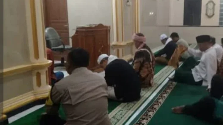 Polsek Darul Makmur Laksanakan Safari Subuh