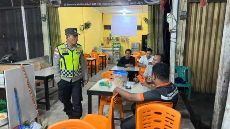 Patroli Malam Polsek Teunom Cegah Gangguan Kamtibmas