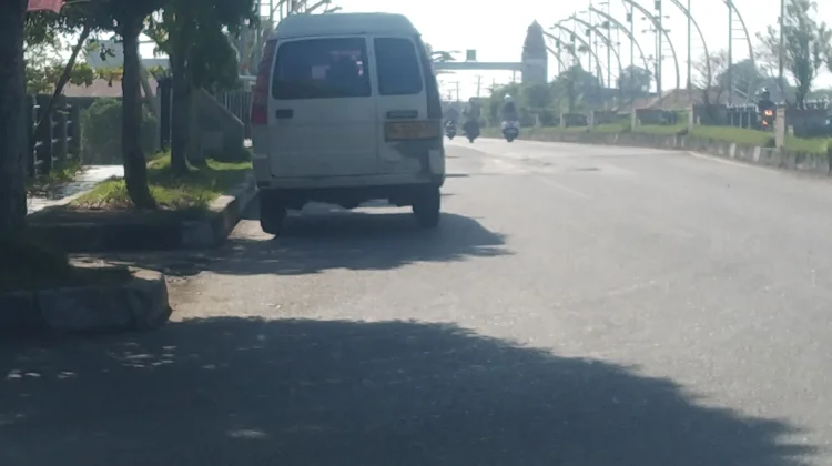 Angkutan Antar Kabupaten dari Meulaboh Masih Sepi Penumpang