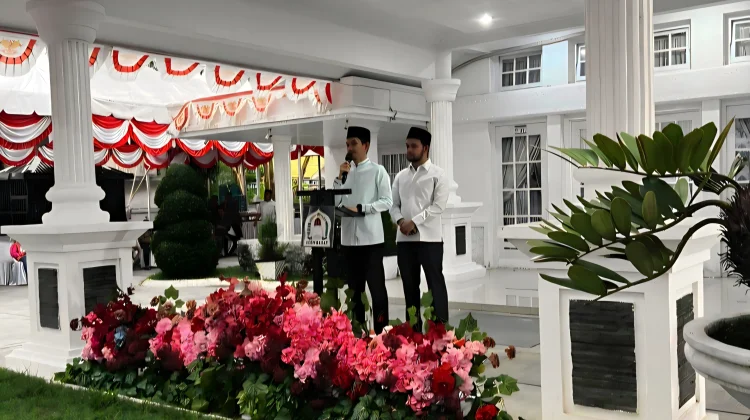 Bupati Aceh Barat Buka Puasa Bersama Penggiat Sosial