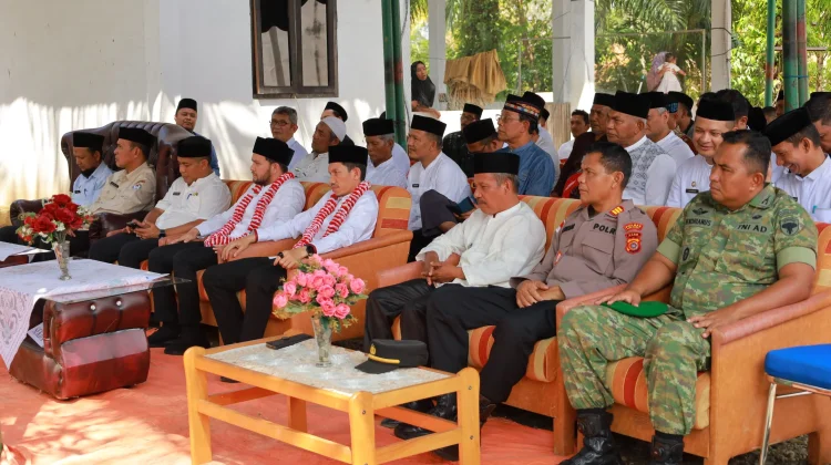 Wabup Aceh Barat Silaturahmi dengan Warga Woyla