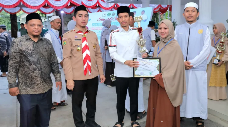 Bupati Tarmizi Buka Puasa dengan Pengurus Pramuka Aceh Barat