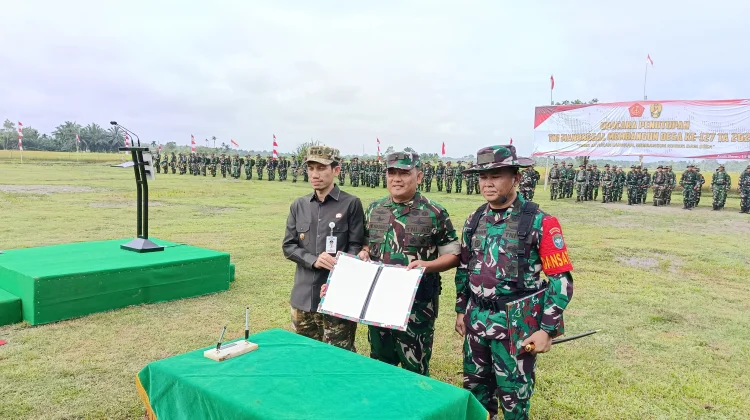 Kasdam IM Dwi Sasongko Tutup Kegiatan TMMD ke 127 di Kecamatan Woyla
