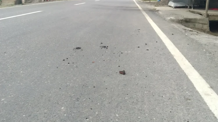 AJB Tumpahkan Batubara di Jalan Raya, Warga Diabaikan