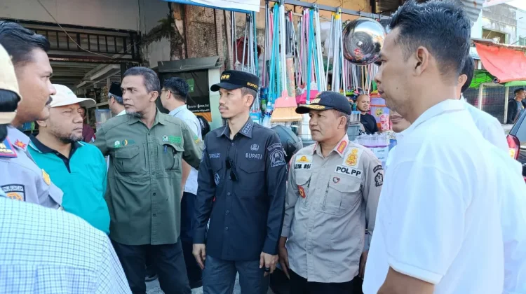 Bupati Aceh Barat Sidak Pasar Bina Usaha Meulaboh