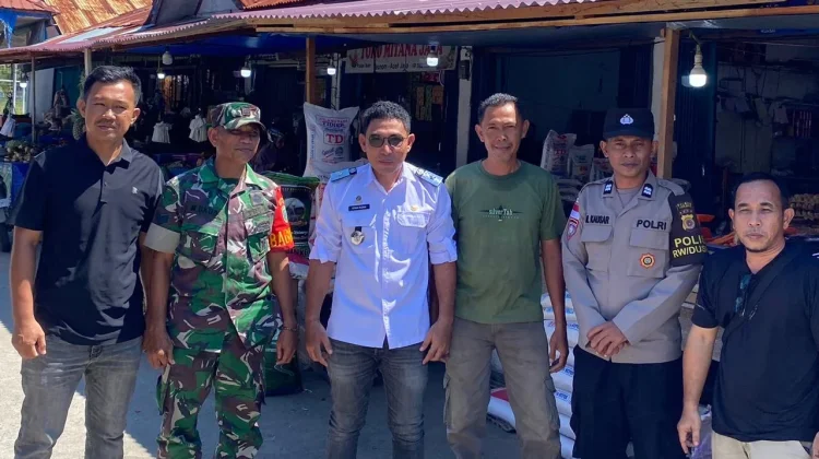 Pemdes Keude Teunom Sidak Pasar, Pastikan Harga Sembako Stabil jelang Lebaran