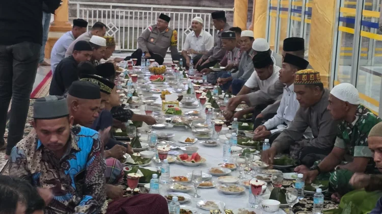 Kapolres Nagan Raya Buka Puasa Bersama dengan Muspika Kecamatan Tadu Raya
