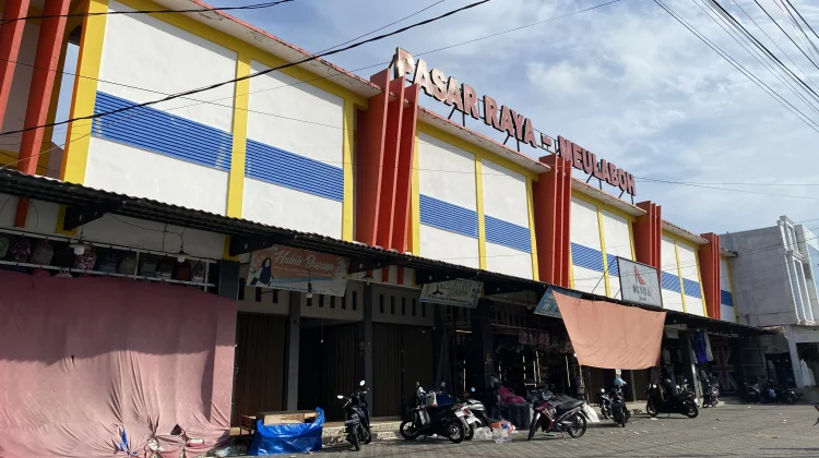 Hari Kelima Lebaran, Aktivitas Pasar Raya Meulaboh Masih Sepi