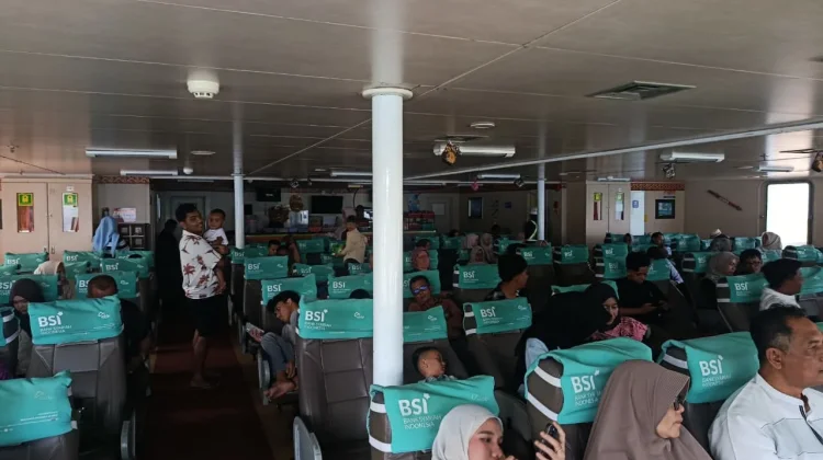 Kunjungan Wisatawan ke Sabang Membludak, KMP Aceh Hebat 2 Penuh