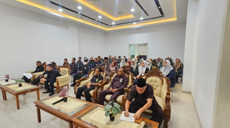 Pengadilan Negeri Banda Aceh Laksanakan Rapat Bulanan Evaluasi Kinerja