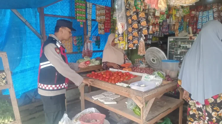 Polisi Monitor Harga Sembako di Meureubo, Stok Aman Terkendali