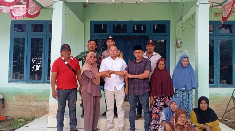 Warga Mon Dua Protes Bantuan Banjir, Kantor Desa Disegel