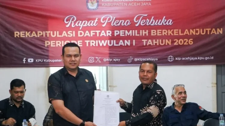 Bawaslu Aceh Jaya Awasi Rapat Pleno PDPB Triwulan I 2026