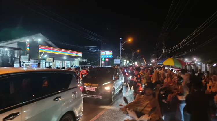 Personel Dishub dan Satlantas Aceh Barat Pengaturan Lalu Lintas Tabligh Akbar