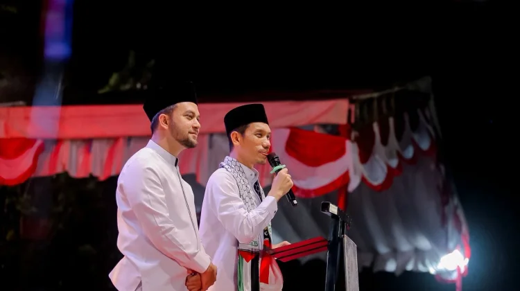 Masyarakat Antusias Dengar Ceramah Ustad Habibi di Meulaboh