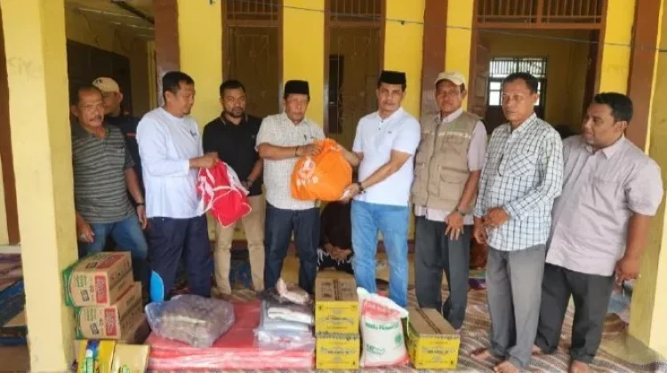 Kebakaran Hanguskan Kios Warga, Pemkab Nagan Raya Gerak Cepat Salurkan Bantuan