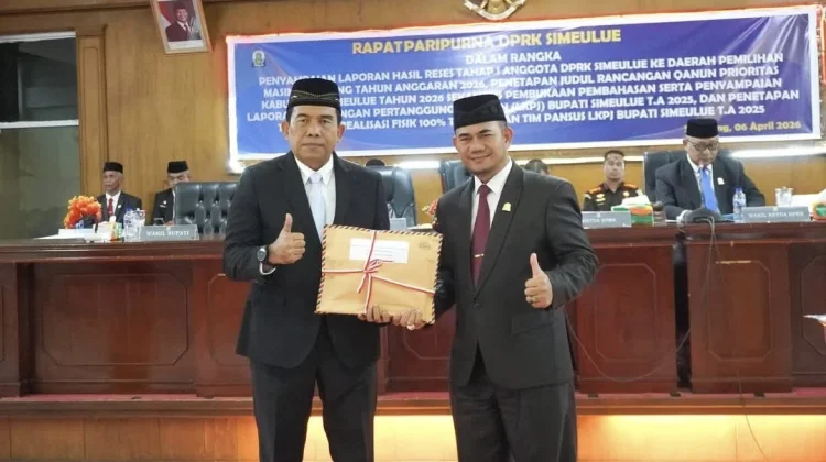 Bupati Simeulue Sampaikan LKPJ 2025 dalam Paripurna DPRK
