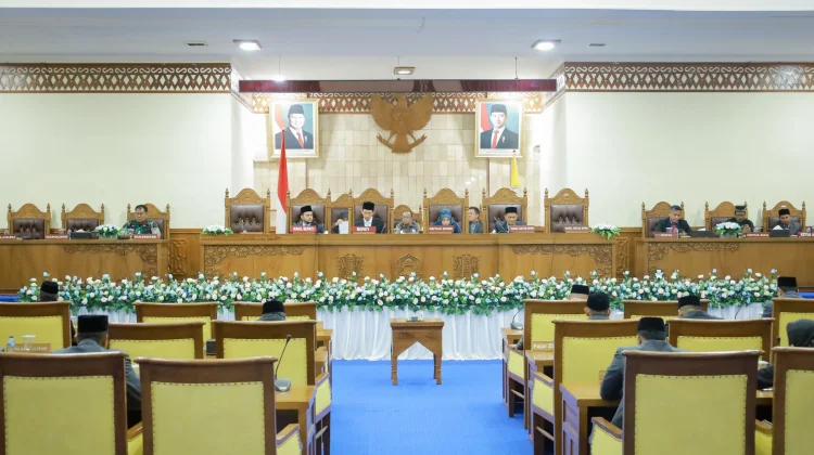 Bupati Tarmizi Hadiri Penutupan Rapat Paripurna