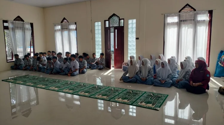 Perhimpunan Dokter Spesialis THT Edukasi Kesehatan Pelajar