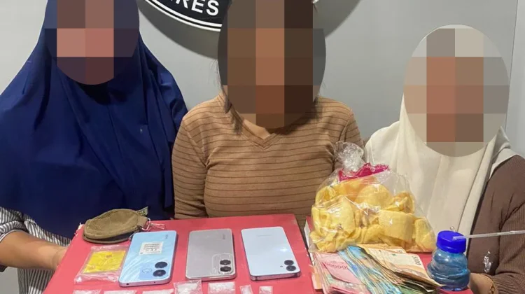 Tiga Perempuan Ditangkap, Sat Resnarkoba Polres Aceh Barat Sita Sabu 17,04 Gram