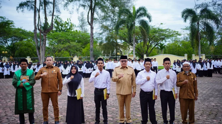Sebanyak 500 Tuha Peut Gampong Nagan Raya Dilantik