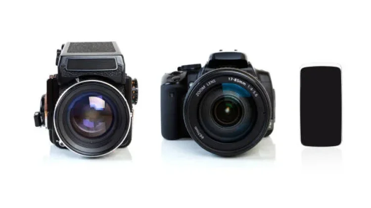 Perbedaan Kamera DSLR dan Mirrorless