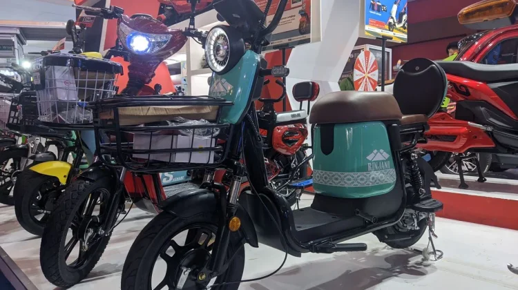 Cara Merawat Sepeda Listrik