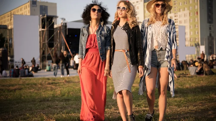 Outfit Coachella 2026 Jadi Sorotan, Gaya Unik dan Berani Jadi Tren