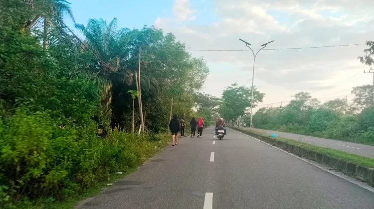 Langkah Kecil di Sore Hari, Joging Jadi Rutinitas Favorit
