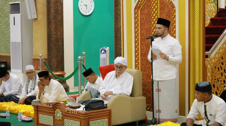 pemkab Aceh barat suksekan rateb zikir Akbar