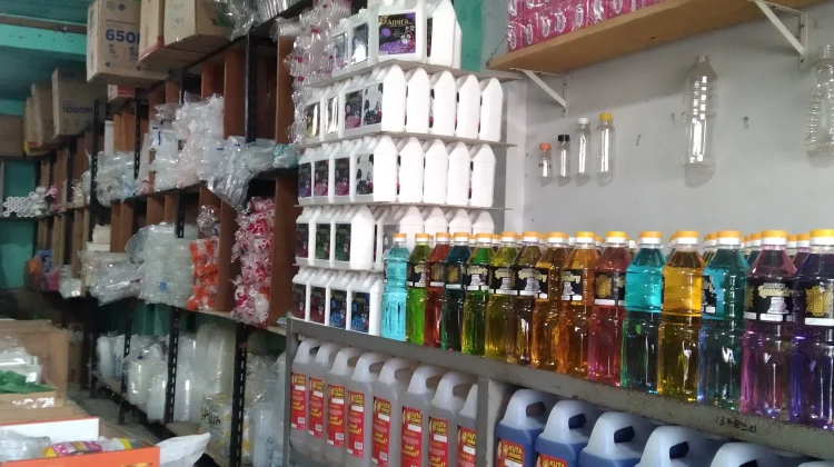 Harga Plastik di Meulaboh Melonjak Hingga 75 Persen