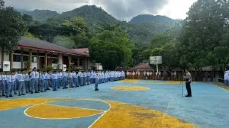 Polres Aceh Selatan Edukasi Pelajar lewat Program Saweu Sikula