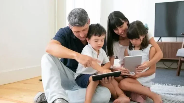 Stop Cara Lama! Ini Tips Parenting yang Cocok untuk Gen Alpha