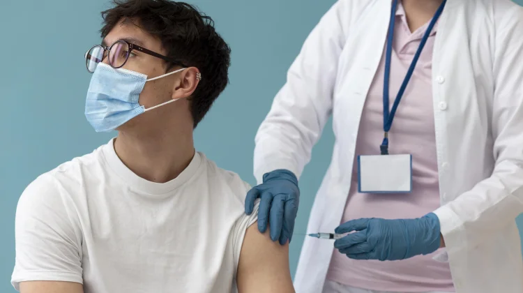 Penting nya Vaksinasi untuk Mencegah Penyakit Menular