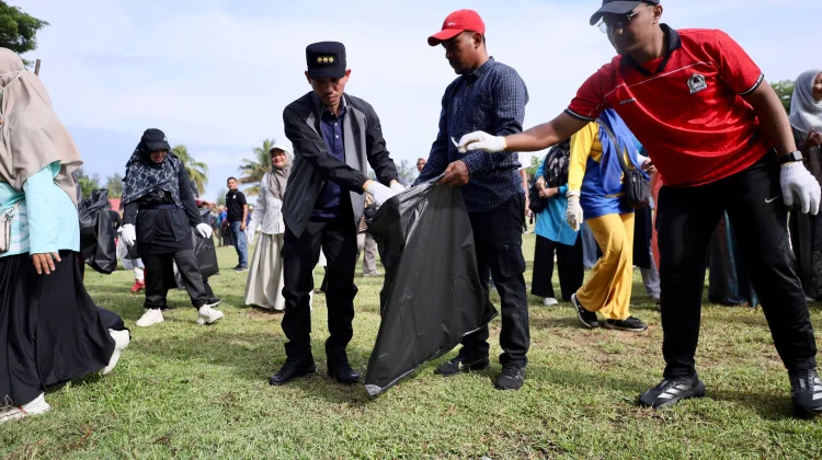 Pemkab Aceh Barat gelar Gerakan Indonesia Asri