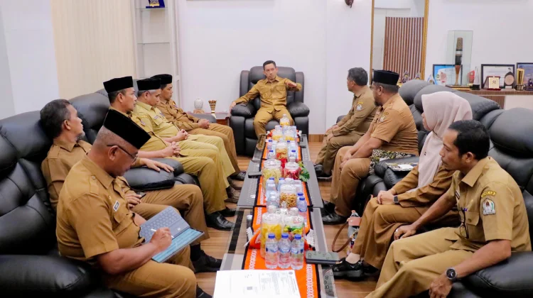 Bupati Tarmizi Keluarkan SK dua Plt Kepala Dinas