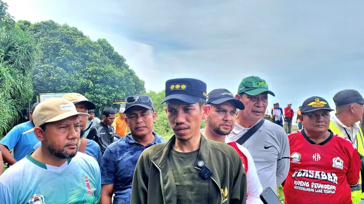 Gotong Royong Massal ASN, Bupati Aceh Barat Tegaskan Edukasi dan Sanksi Soal Sampah